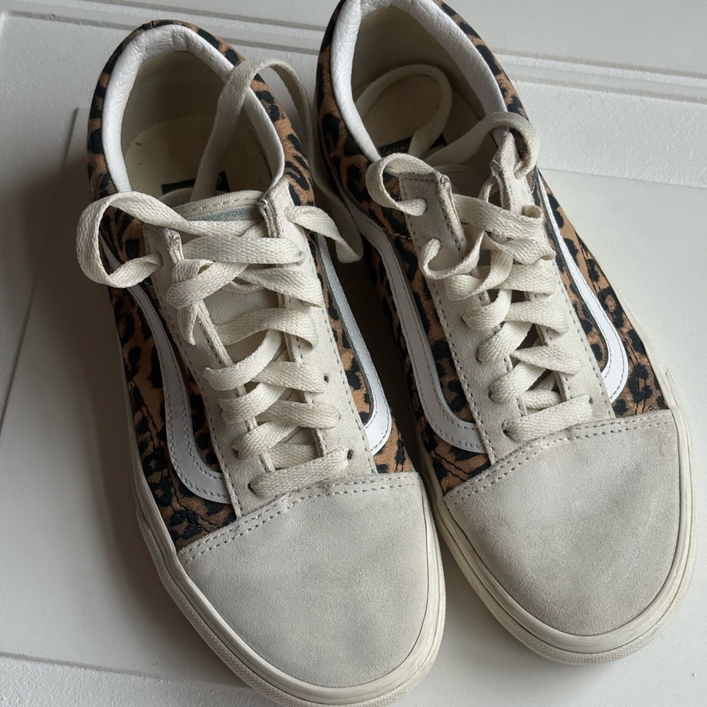 Vans Leopard Print Women's‎ Sneakers 6.5